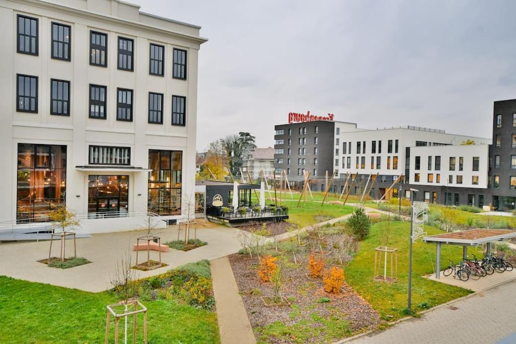 Proche Du Centre Avec Grande Terrasse *