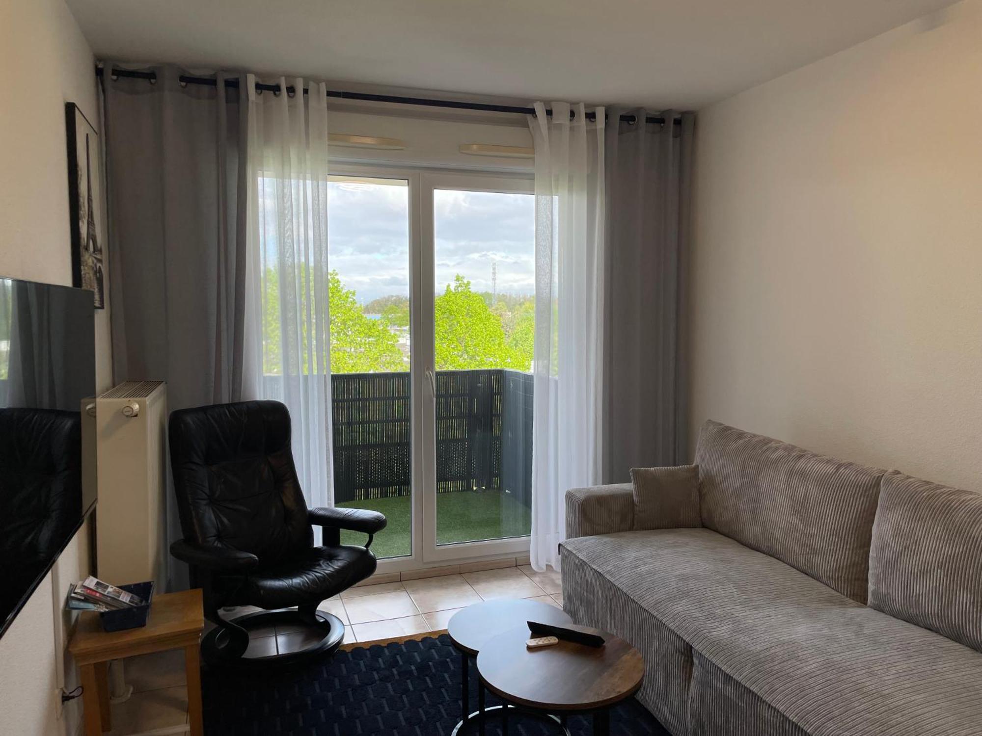 Calme Avec Balcon, A 4km Du Centre, Parking, Wi-fi, Netflix Gratuit Strasbourg