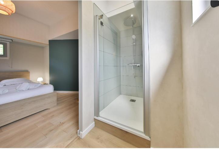 Apartment La Peniche De Fabrice Avec Jacuzzi Privatif
