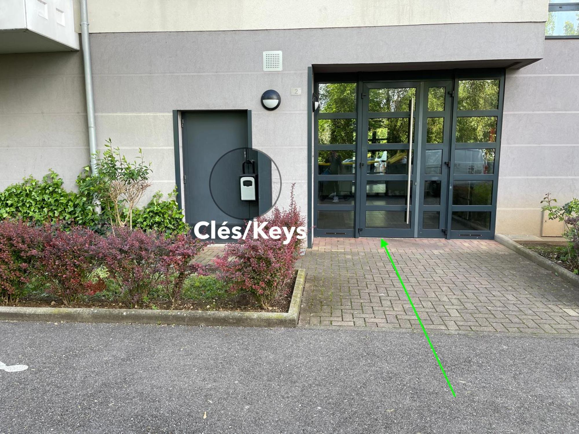 Neudorf + Garage Appartement
