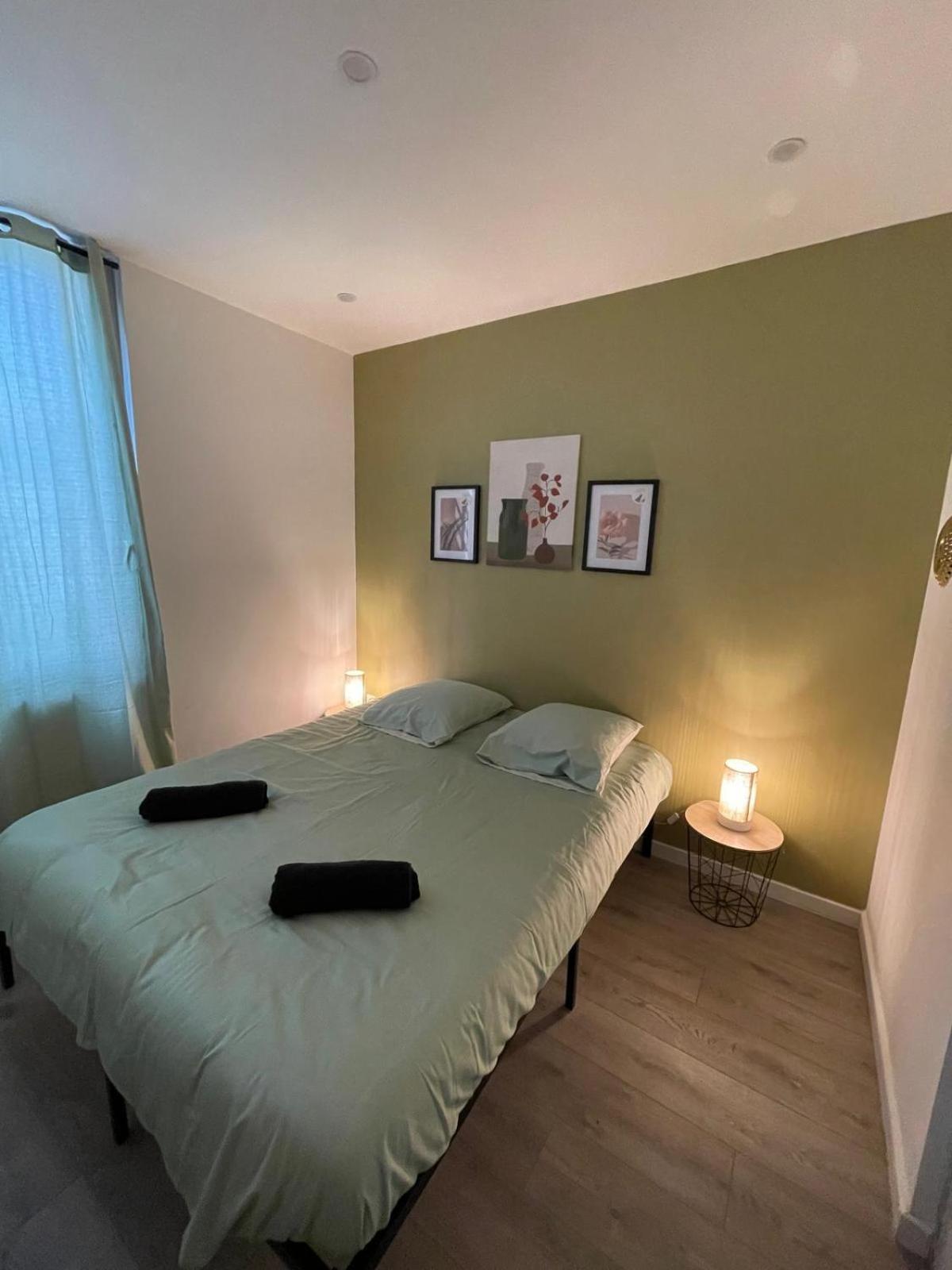 F4 Elegant - Cosy