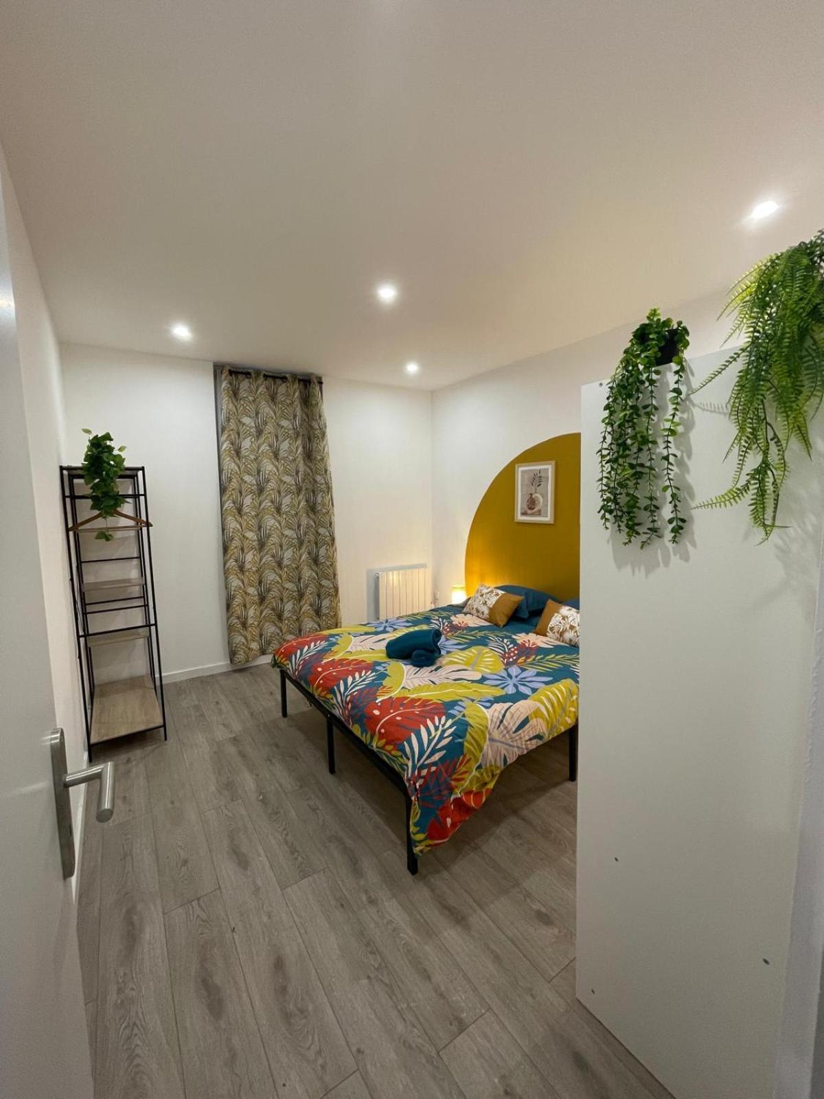 F4 Elegant - Cosy