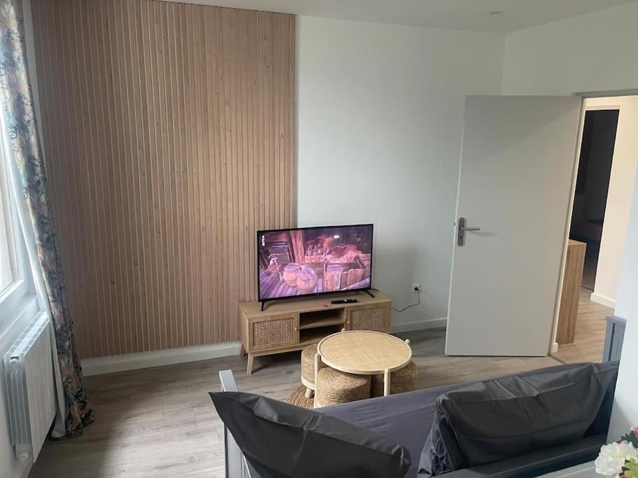F4 Elegant - Cosy Apartment