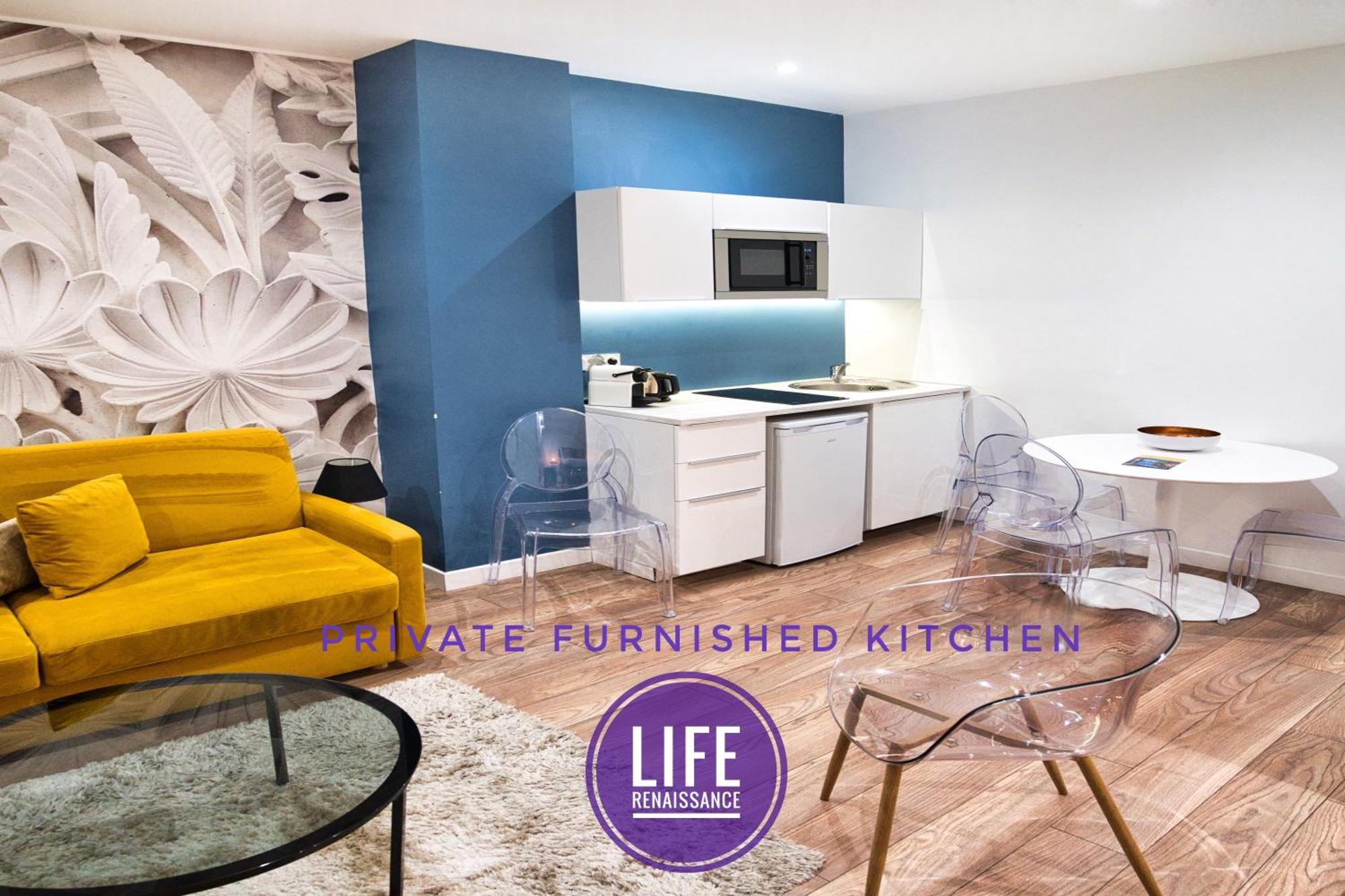 Life Renaissance - New Concept - Place Kleber * Straatsburg