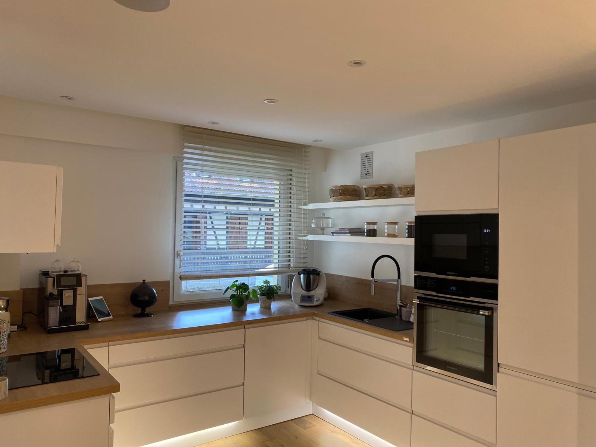 Luxury Flat Located 5 Mins From Center * Straatsburg