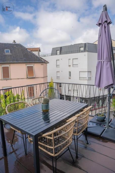 Apartment Le Roble - 5 Min Du Centre De Straßburg