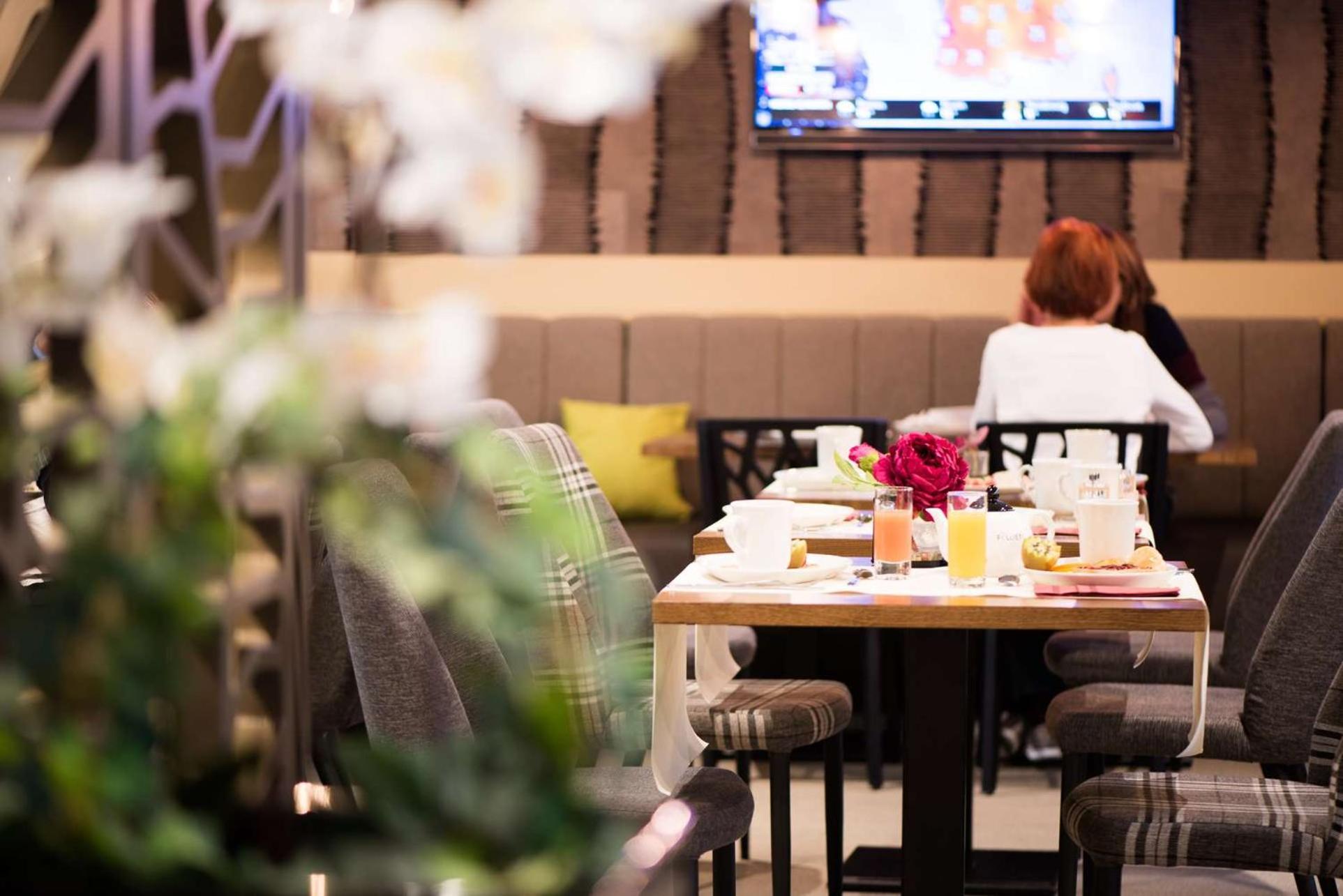 Le Brit Zenith Hotel 4*