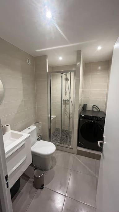 Appartement Petit Hollywood 2 Personnes *
