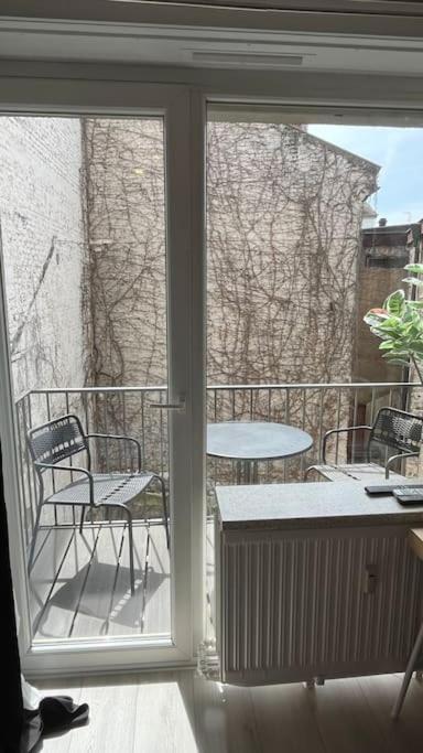 Appartement Petit Hollywood 2 Personnes *
