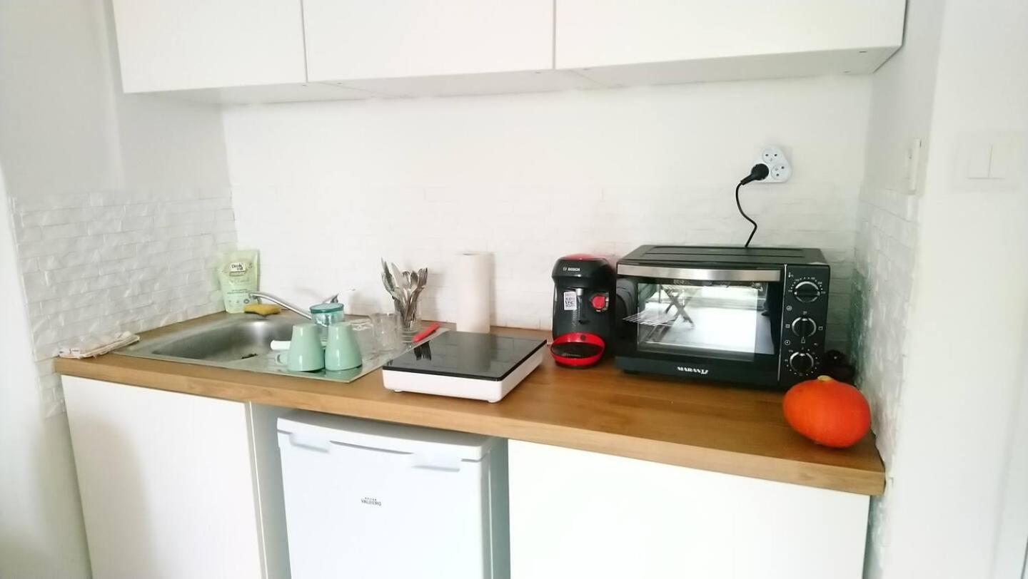 Studio Close To City Center *