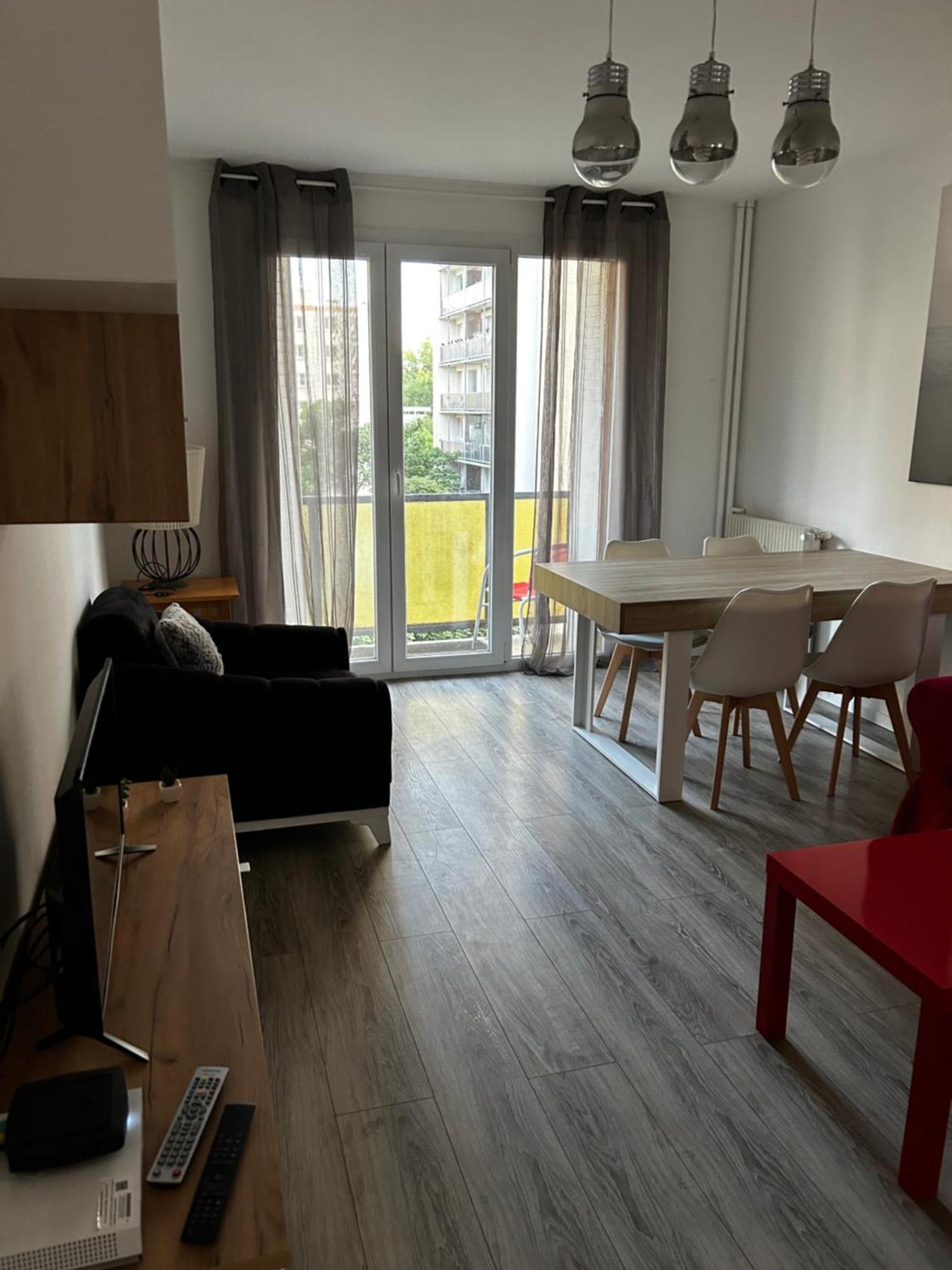 4 Personnes Confort A Strasbourg