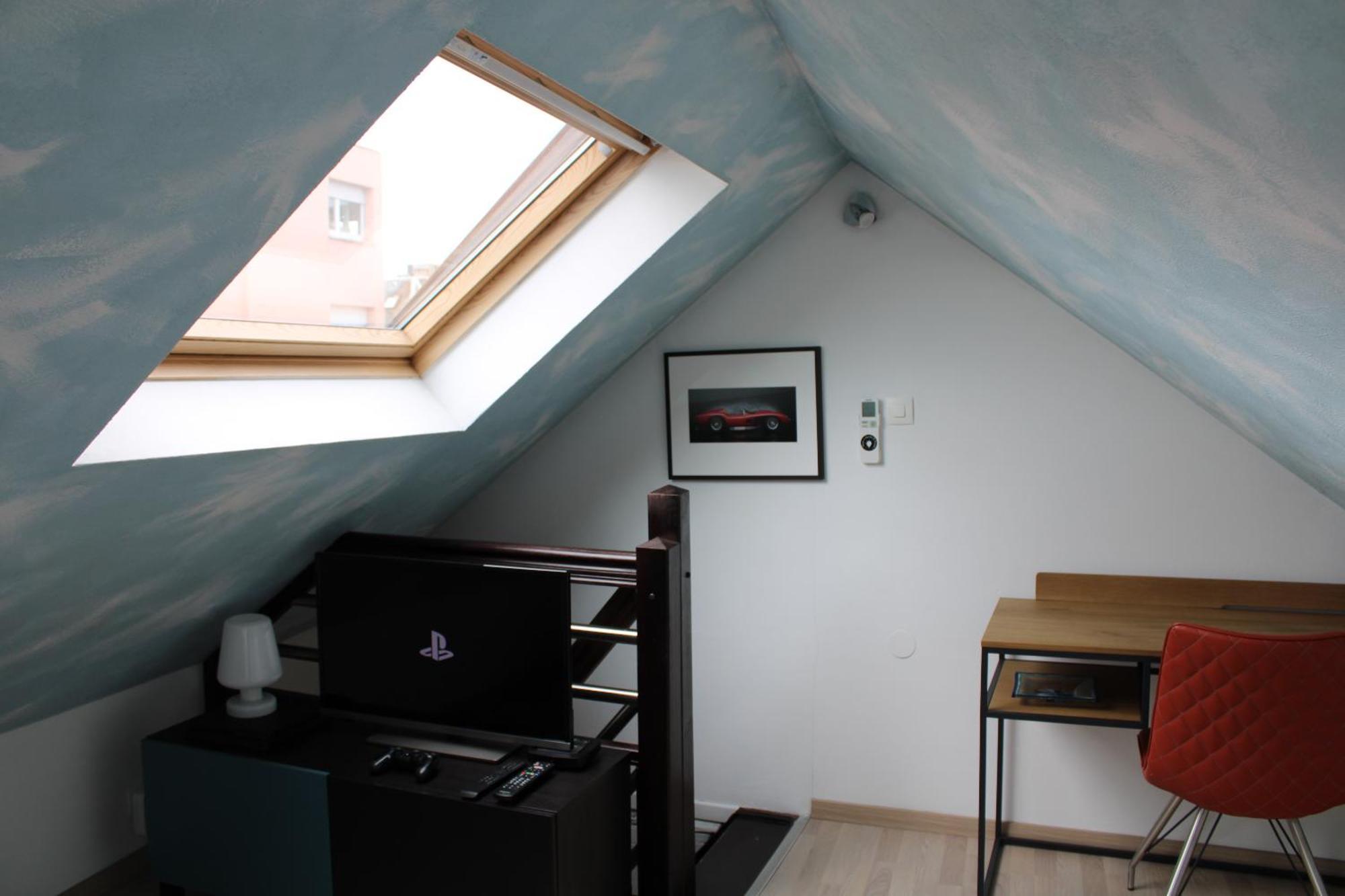 Duplex Privatise, Climatise, 2 Appartement *