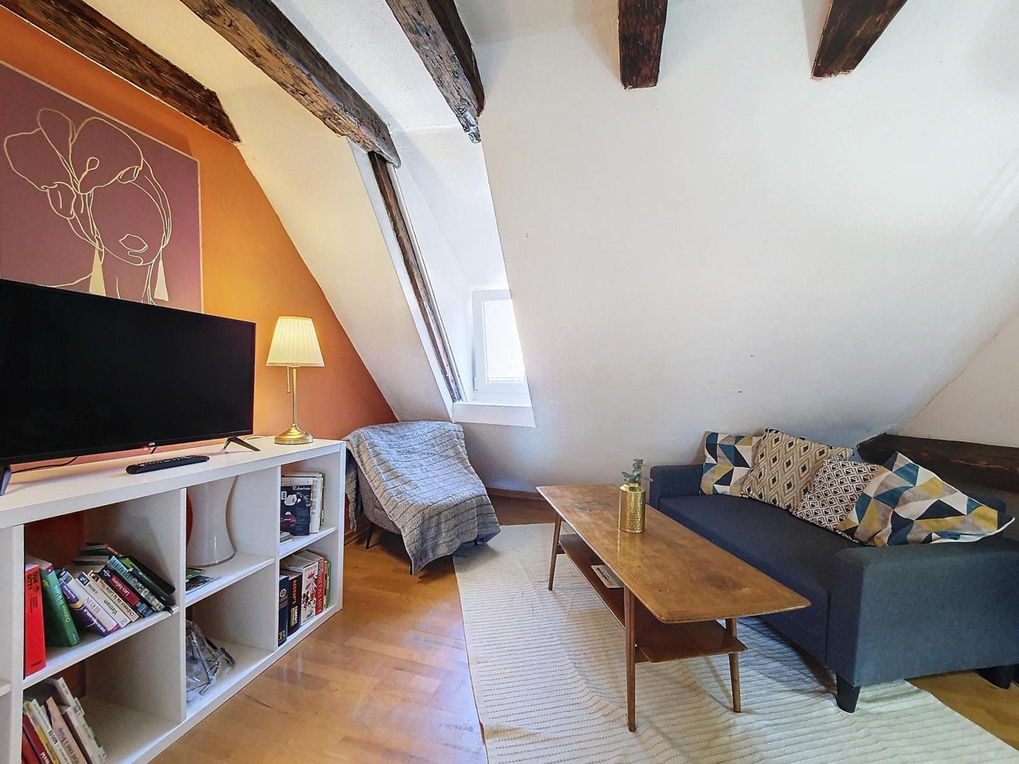 Tonneau - Hypercentre - Cathedrale - Authentique - Duplex