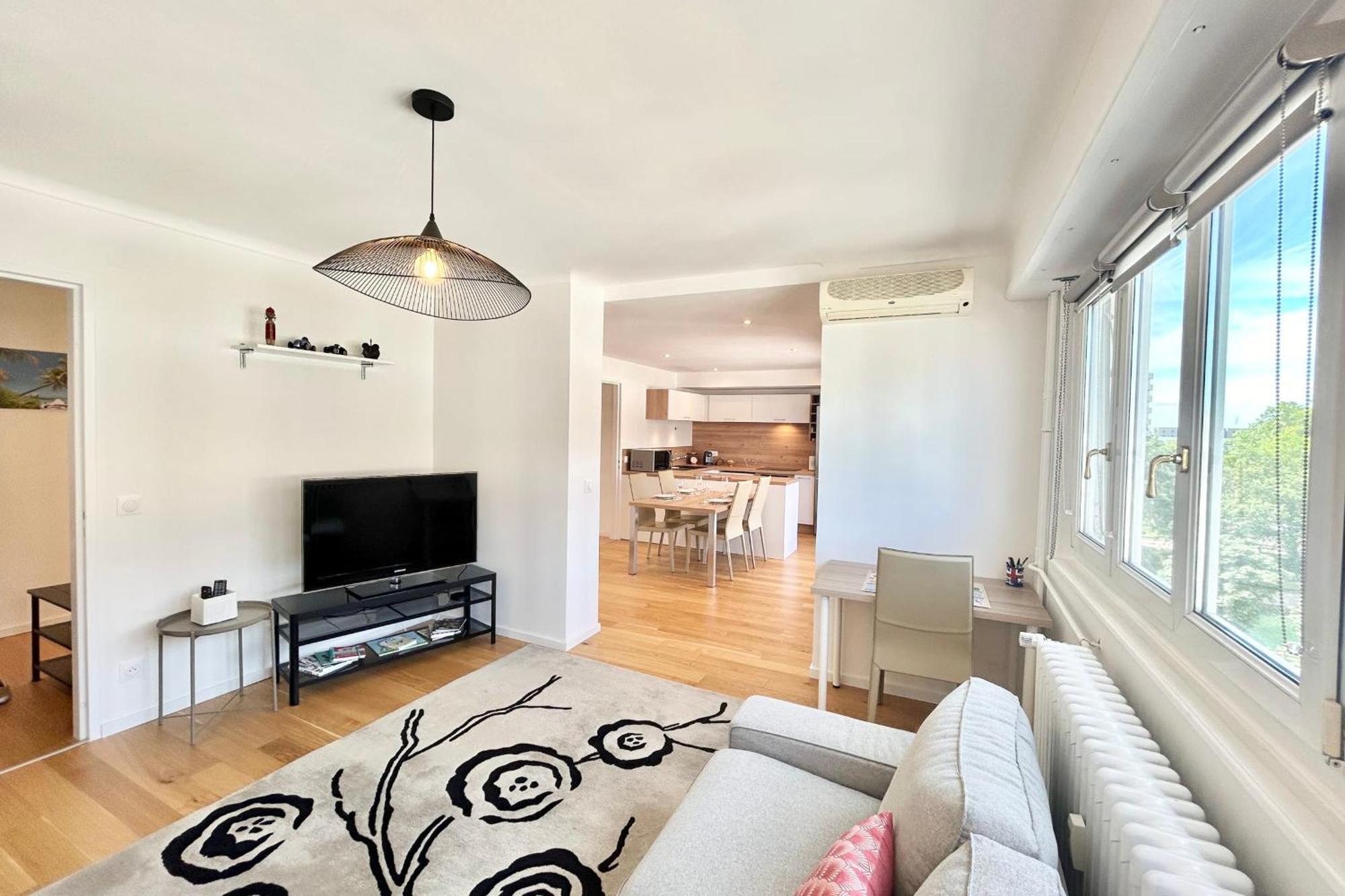 Three-room With All Comforts Very Close To The City Center Apartment Straßburg