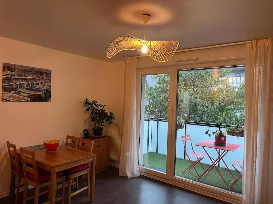 Apartment Rue *