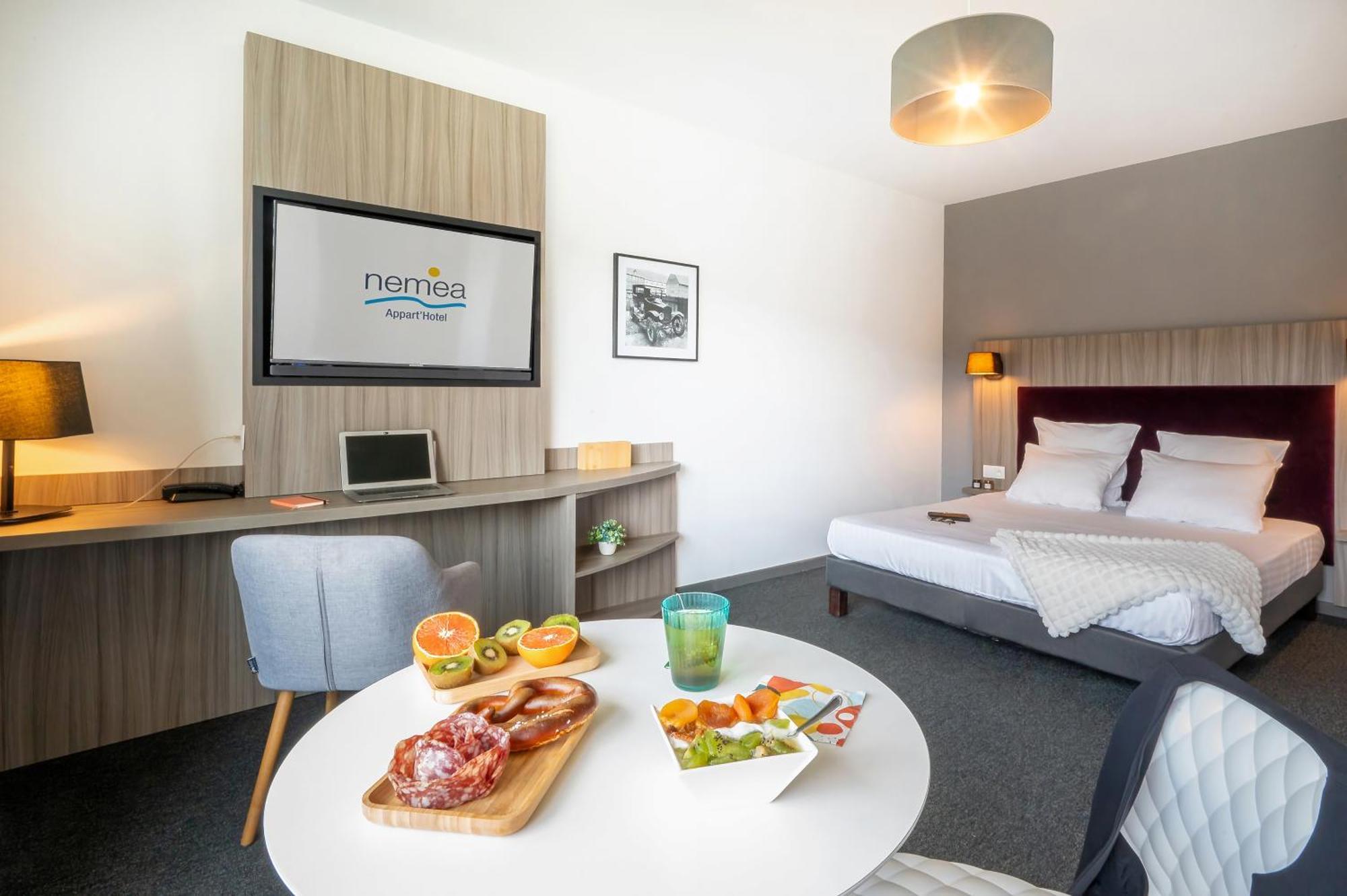Nemea Elypseo Port 3*