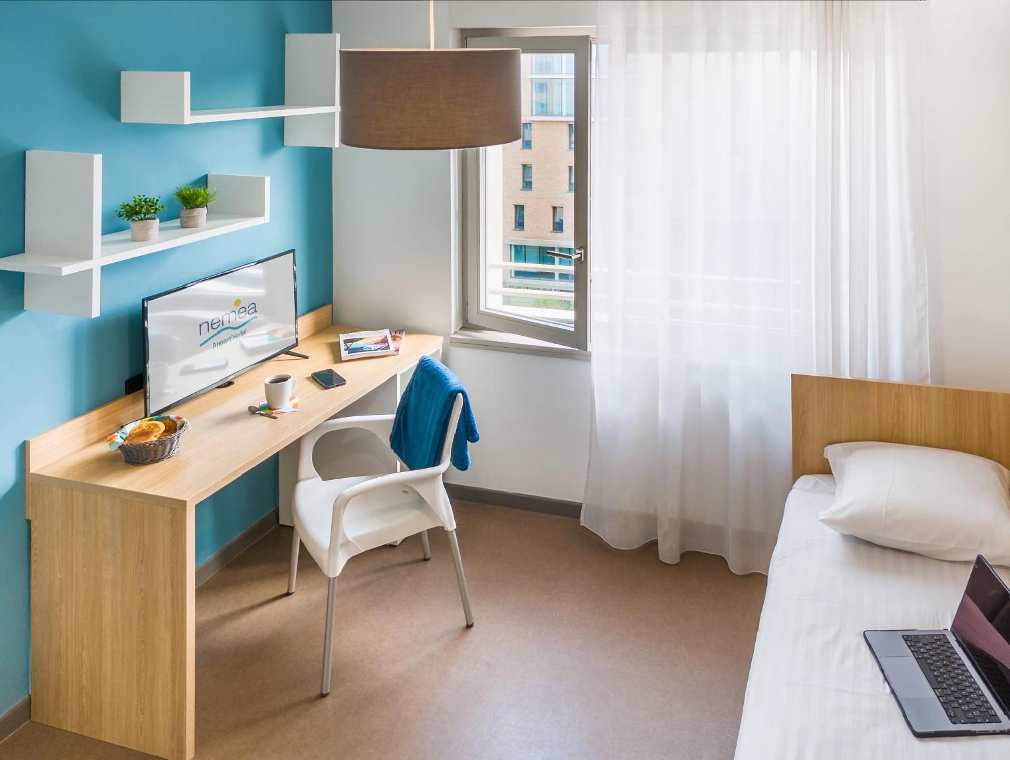 Nemea Elypseo Port Aparthotel 3*