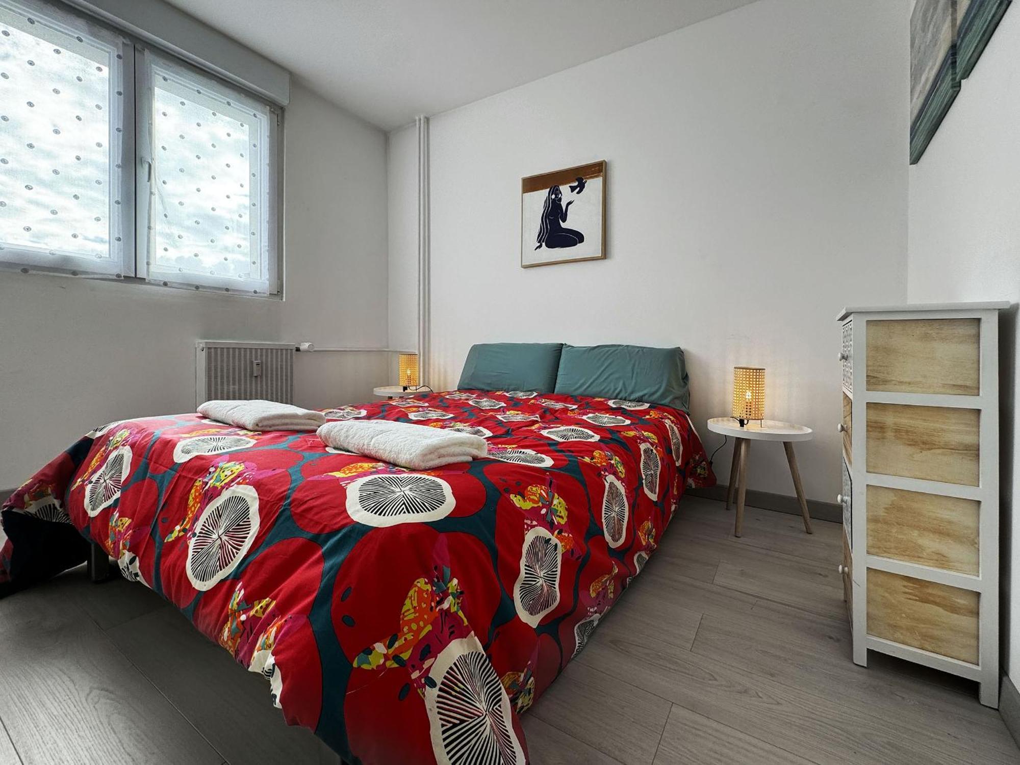 Apartment Chez Velia Grand 4 Pieces, Parking Prive Et Emplacement Ideal Straßburg