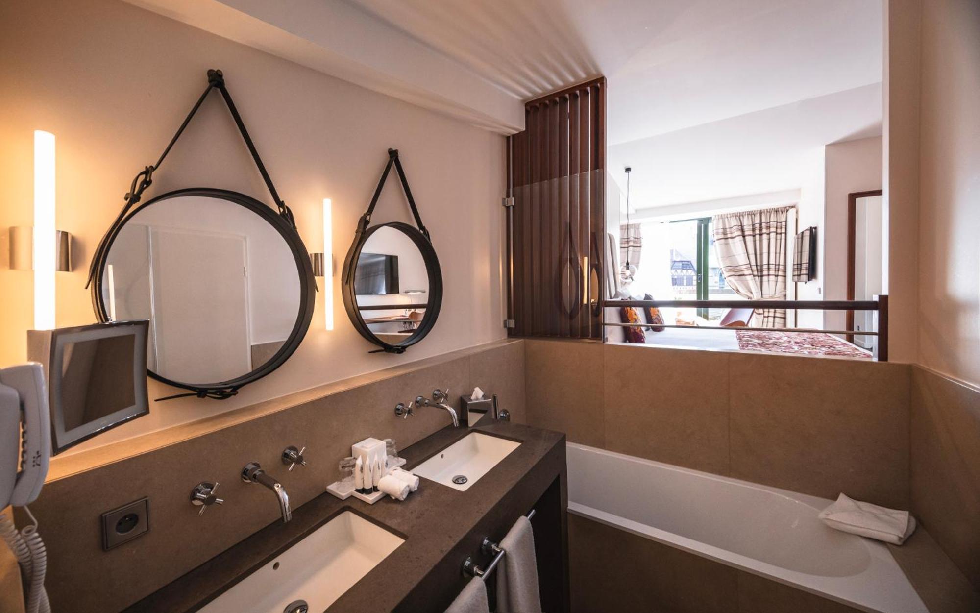 Hotel & Regent Petite France