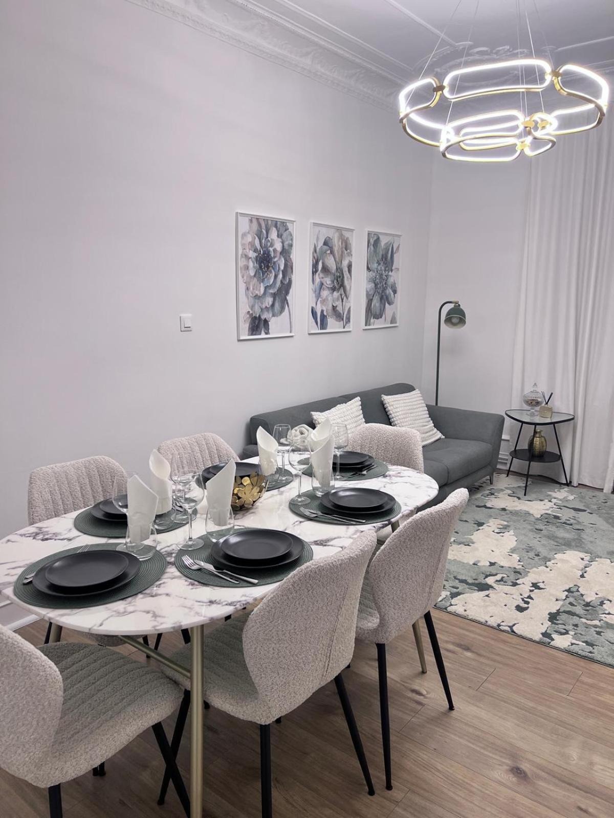 Le Rapp 6, De Standing 3 Chambres, 7 Personnes &1 Bebe, Cosy Et Familial Ultra Equipe Emplacement Ideal Proche Gare Centre Marches De Noel Quartier Tribunal Contades Apartment *