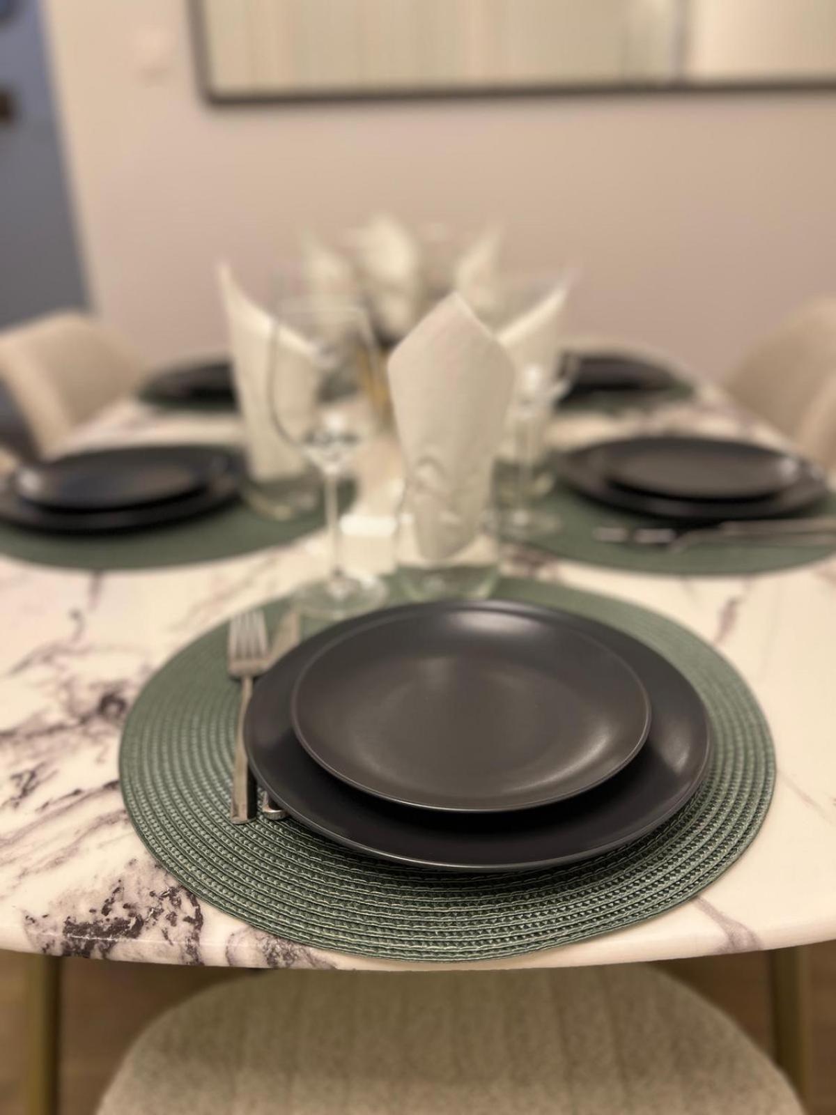 Le Rapp 6, De Standing 3 Chambres, 7 Personnes &1 Bebe, Cosy Et Familial Ultra Equipe Emplacement Ideal Proche Gare Centre Marches De Noel Quartier Tribunal Contades Apartment Straßburg