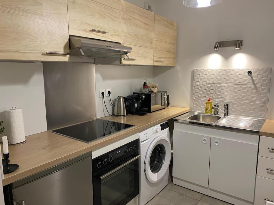 Appartement Petit Cosy Pres Du Centre *
