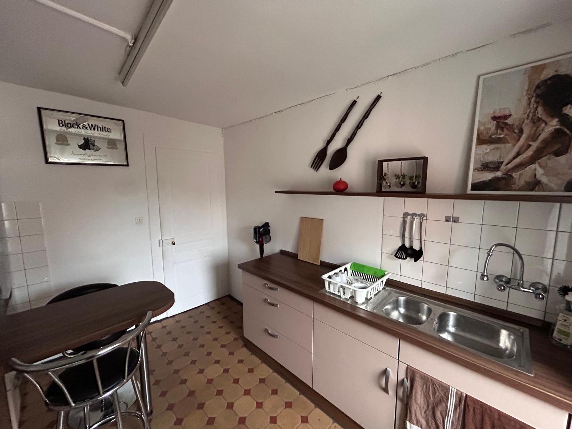 Spacious Centre Apartment *