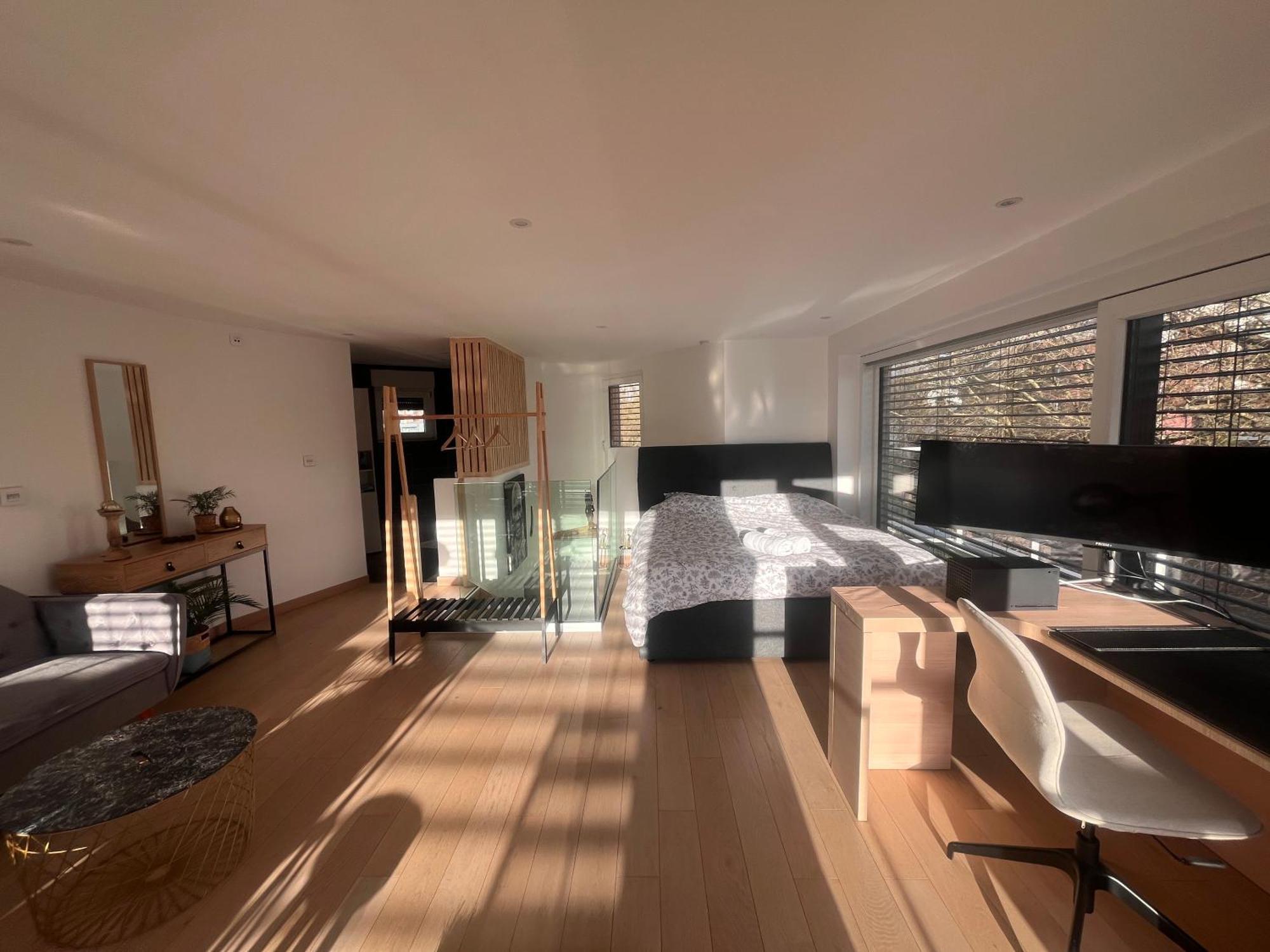Grande Maison Avec Garage Hébergement de vacances *