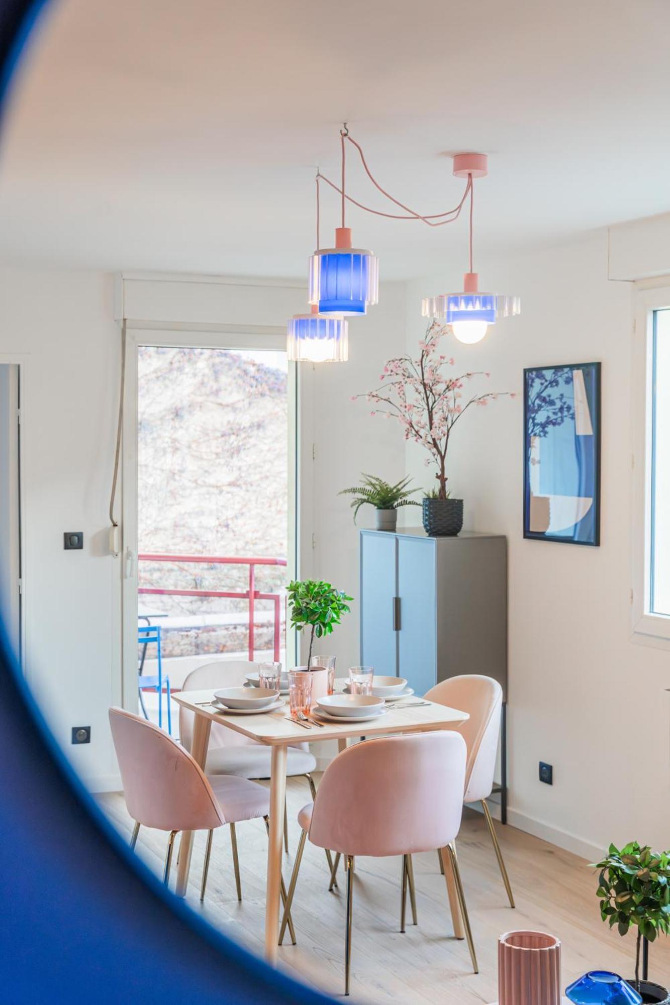 Design Et Confortable Appartement Strasbourg