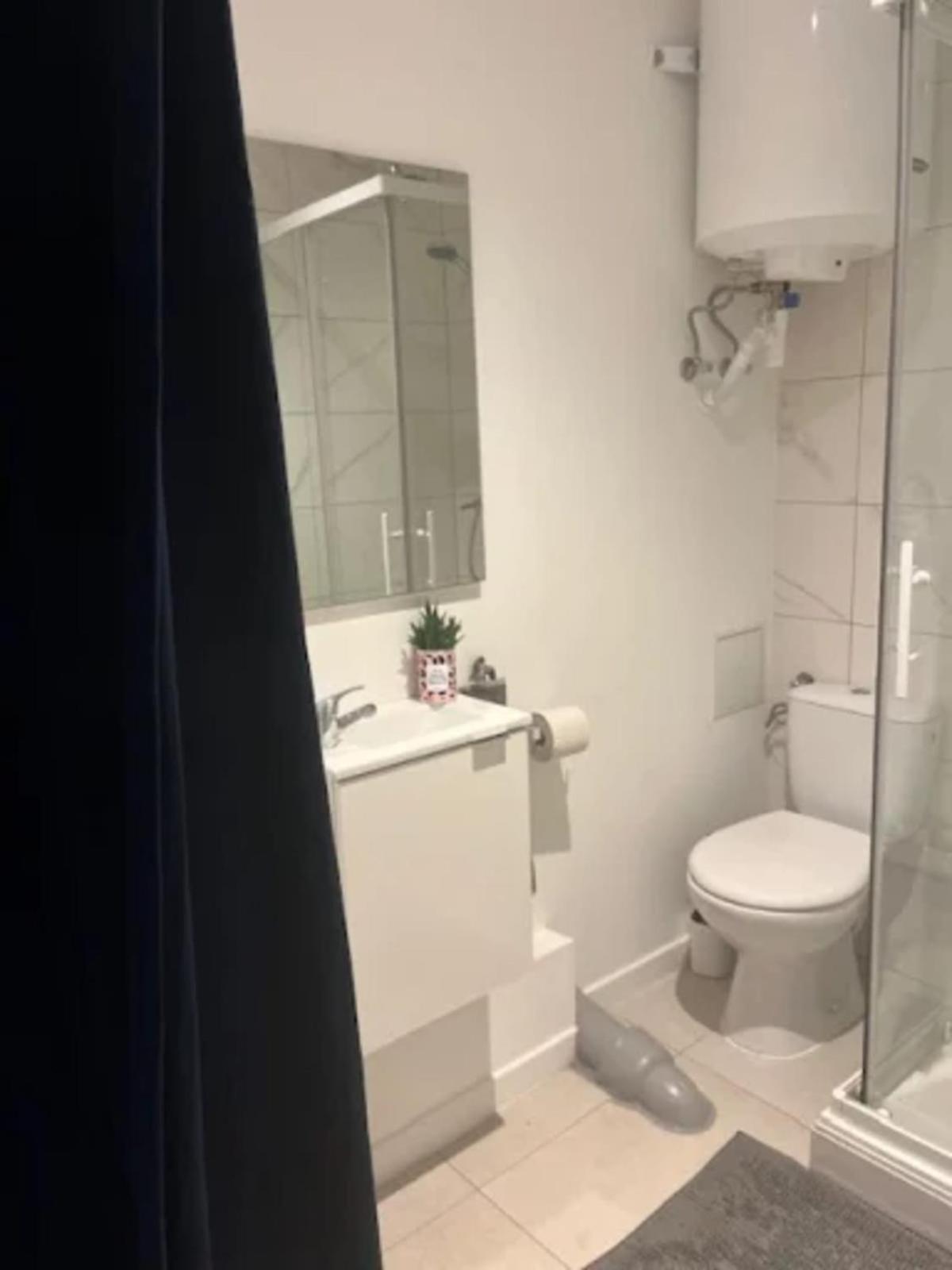 Cosy Rent Studio 4 Tv-wifi Proche Gare Hébergement de vacances *