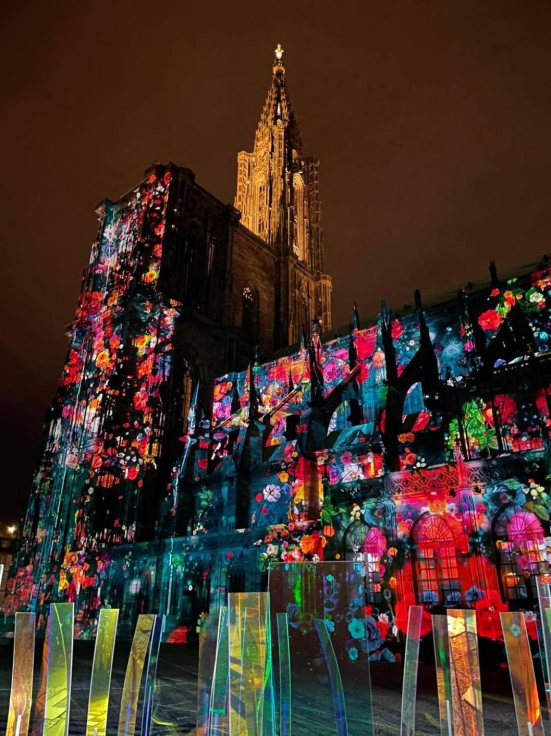 Amazing Facing The Cathedral *