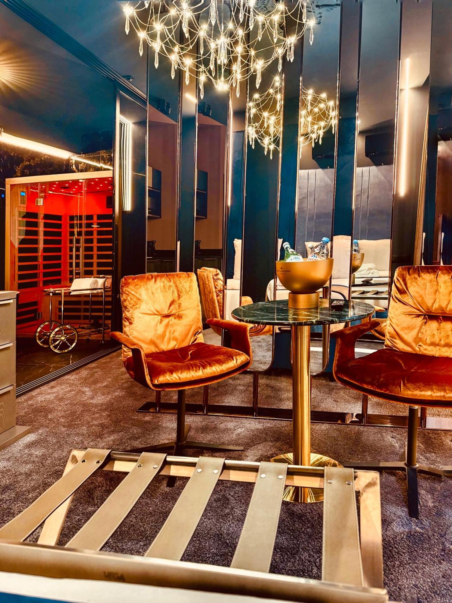 Life Voyage Residence & Spa - Strasbourg'S City Center Luxury Experience Straatsburg