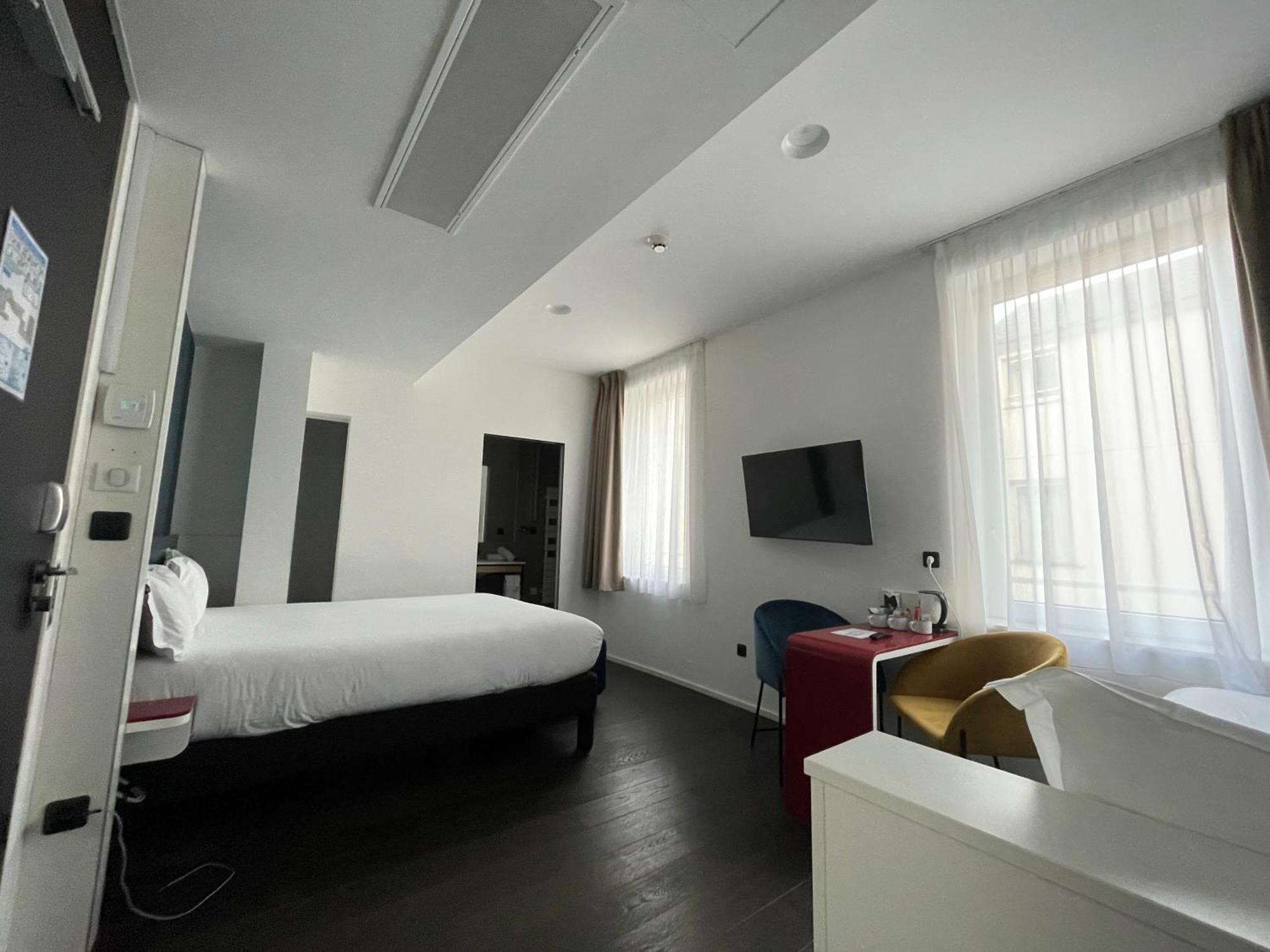 Hotel Clapclap 3*