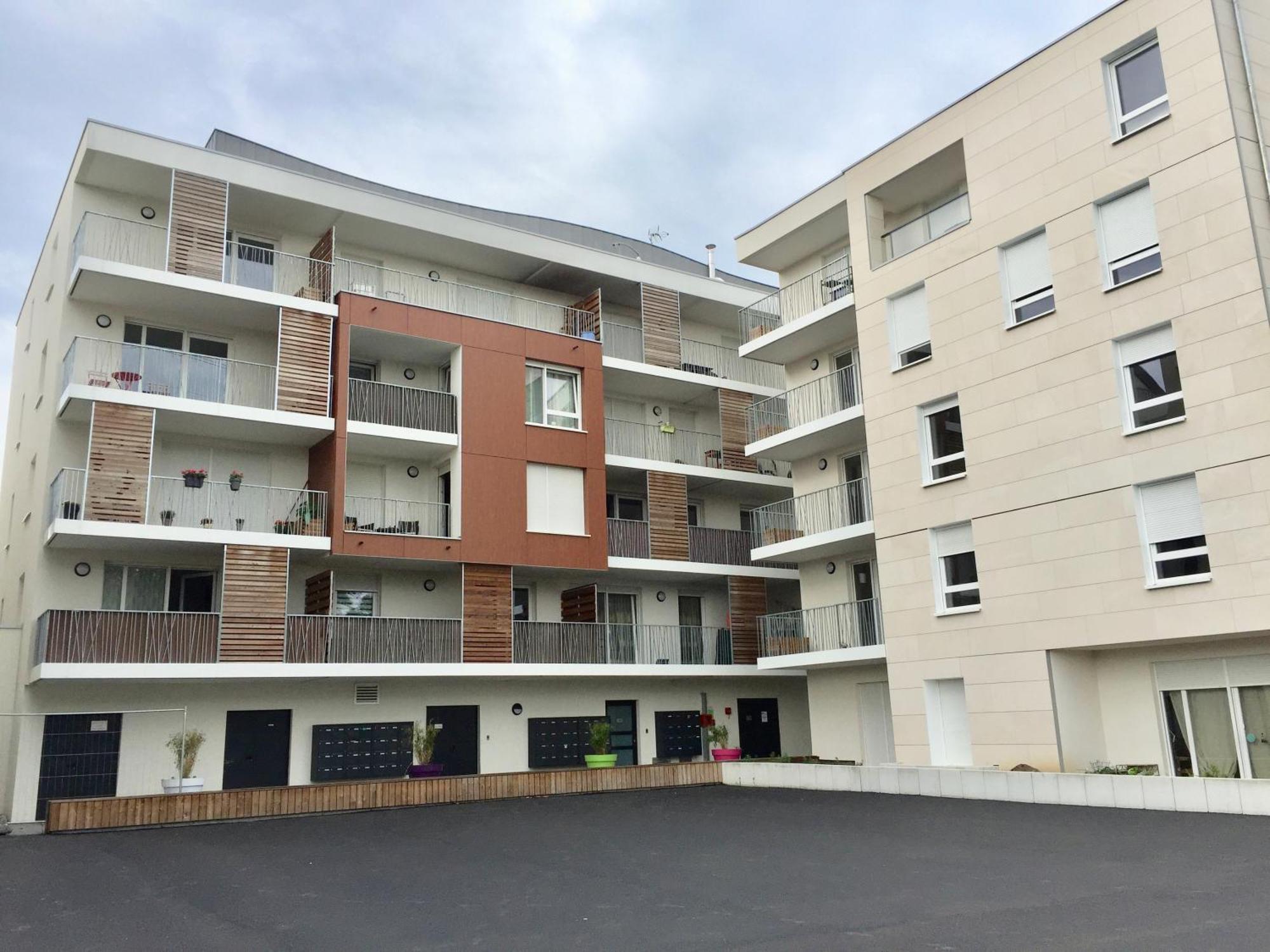 Appartement Le T2 Moderne Avec Terrasse Et Parking *