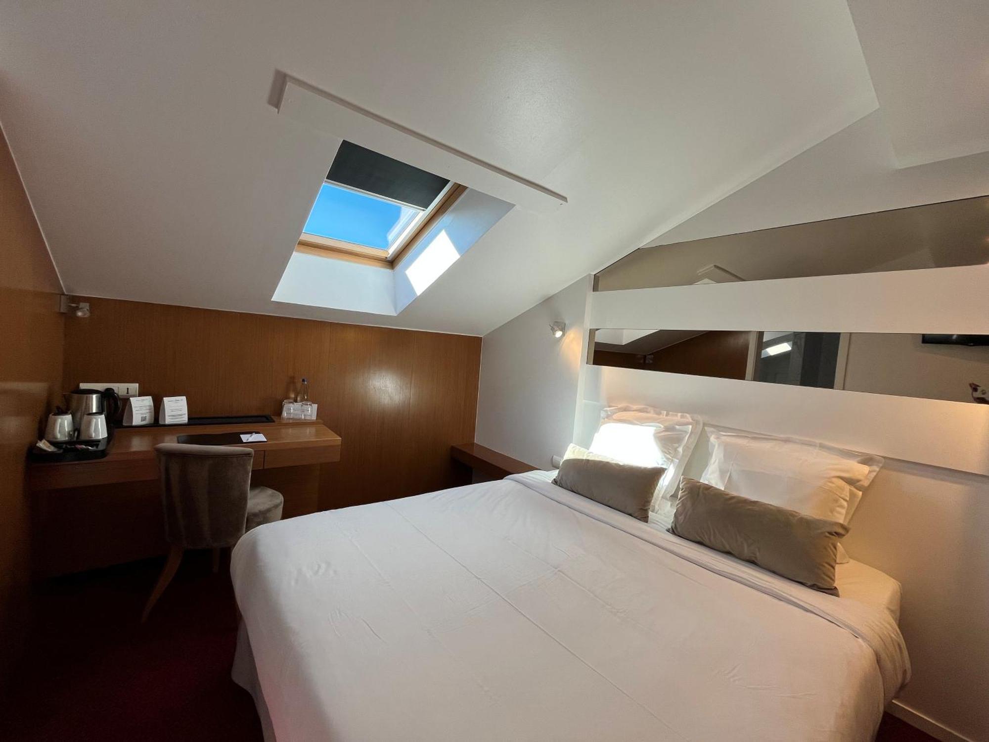 Maison Lutetia R Hotel 3*