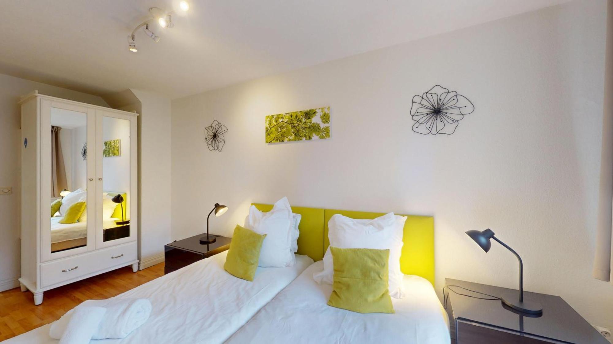 70 M² Center