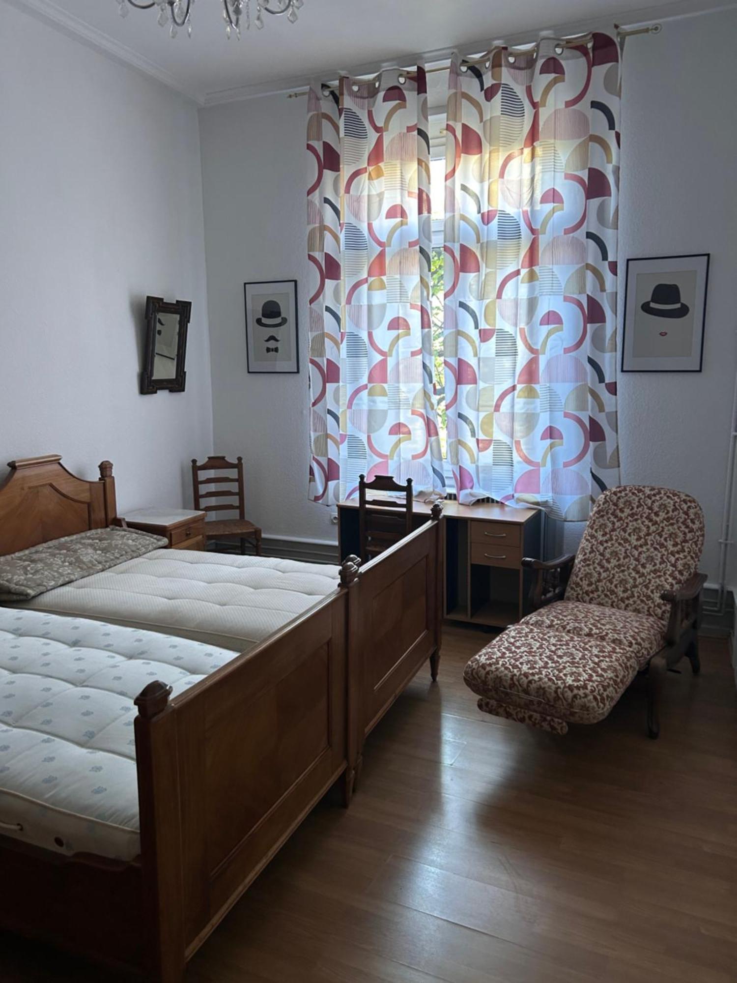 Spacieux En Centre Appartement
