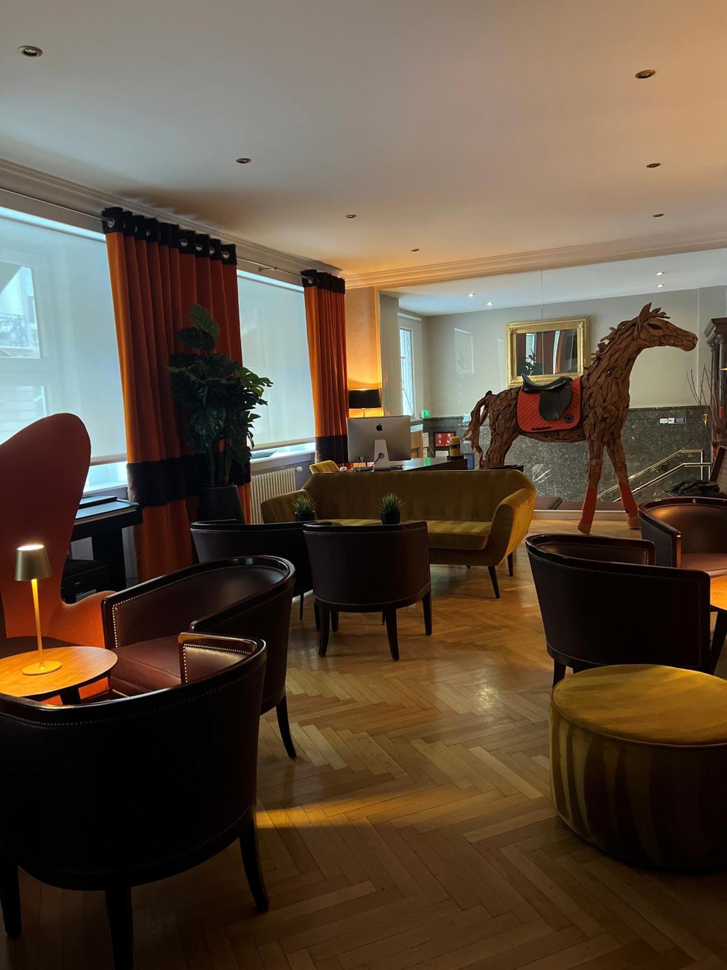 Maison Lutetia R 3*