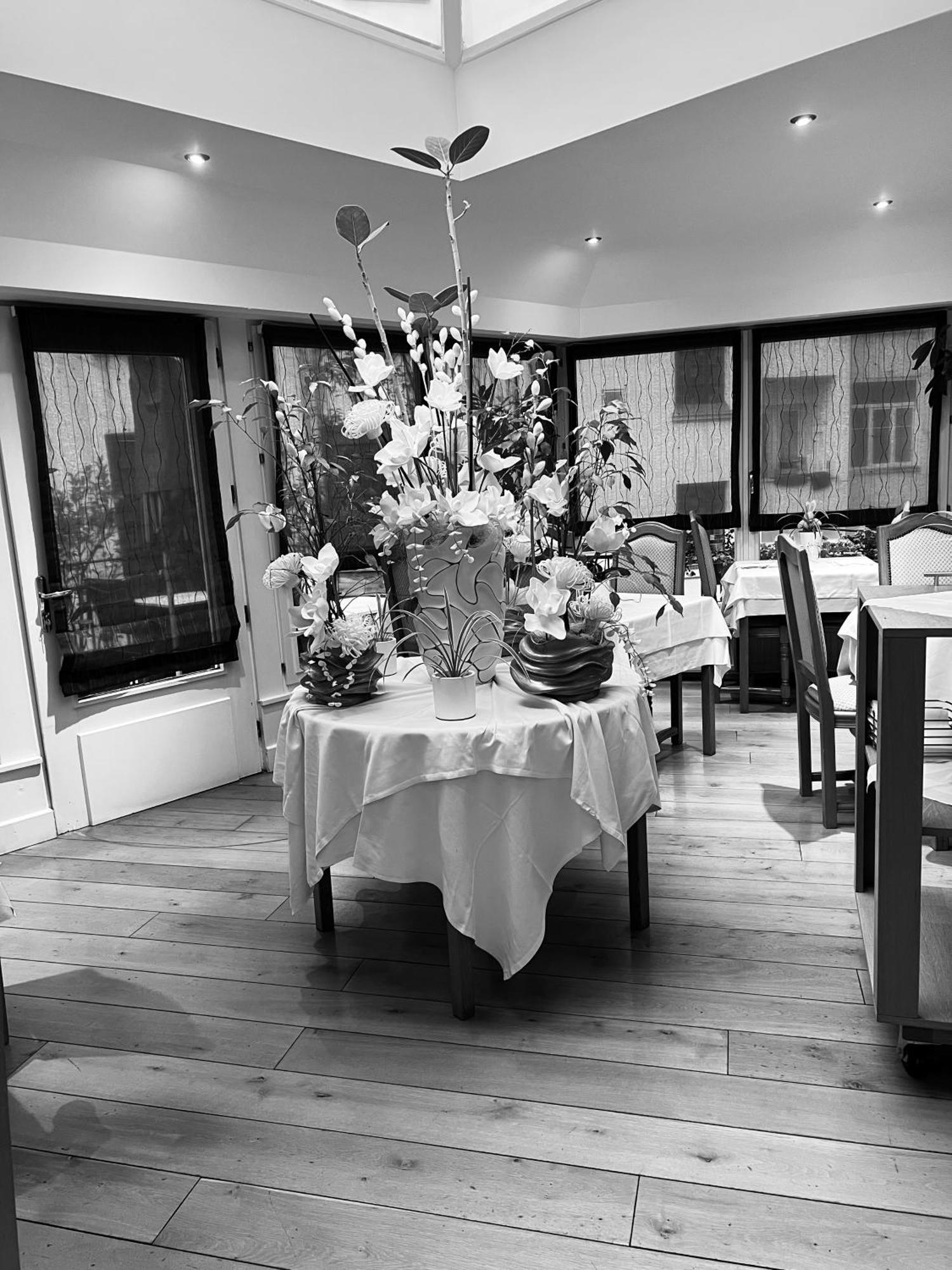 Maison Lutetia R