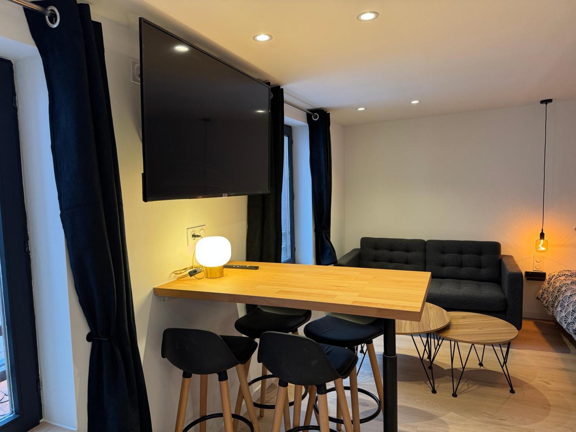 Appartement Grand Studio - Au Faubourg - Centre