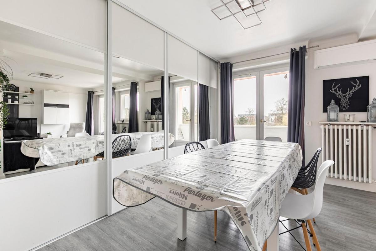 5p 100 M2 Garage 2 Balconiesstrasbourg Center * Strasbourg