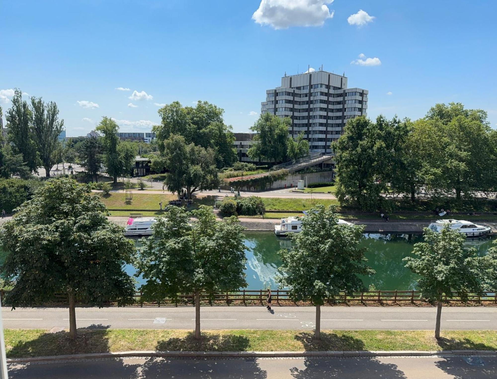 5p 100 M2 Garage 2 Balconiesstrasbourg Center Apartment *