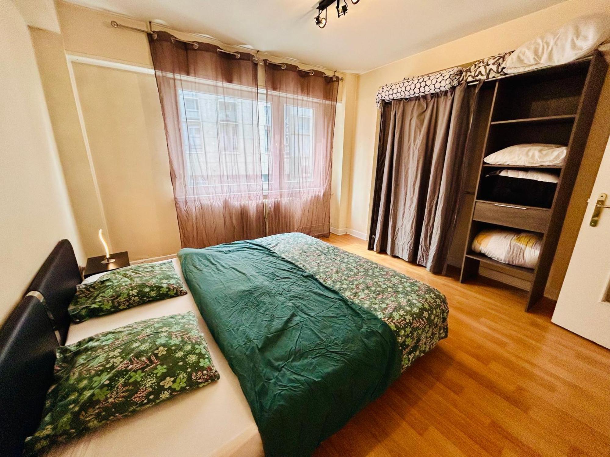 Appartement Avec Balcon Centre *