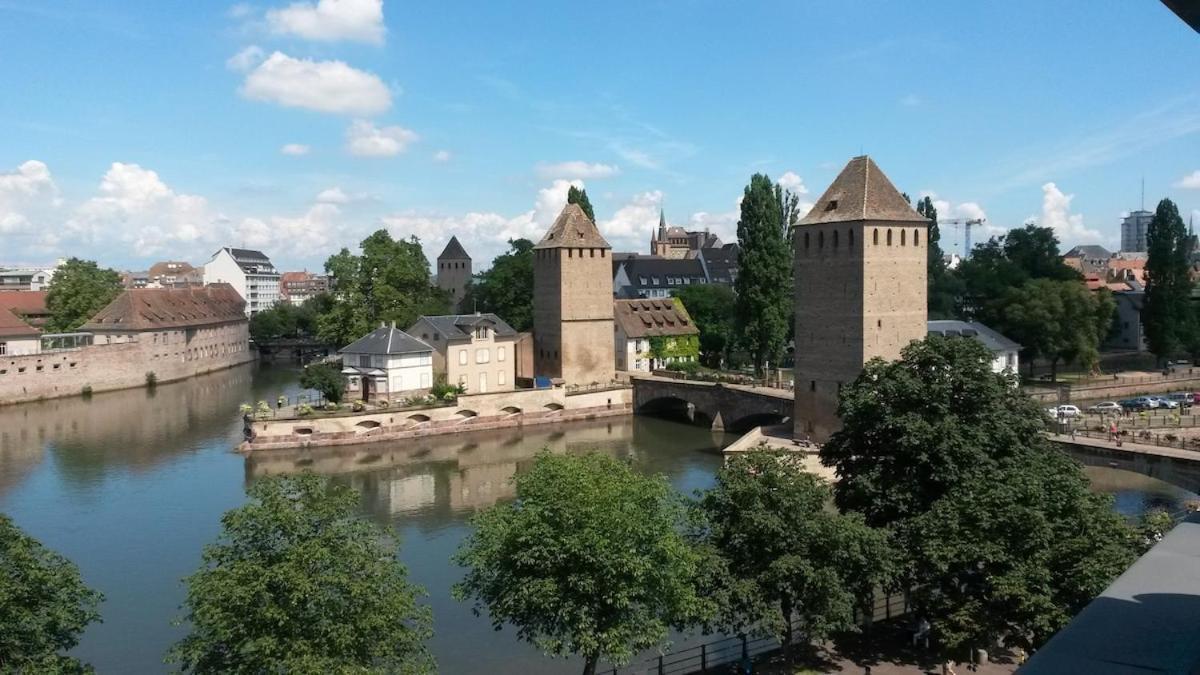 Le 11 - Terrasse Et Jardin A 10 Minutes A Pieds Du Centre-ville Straatsburg