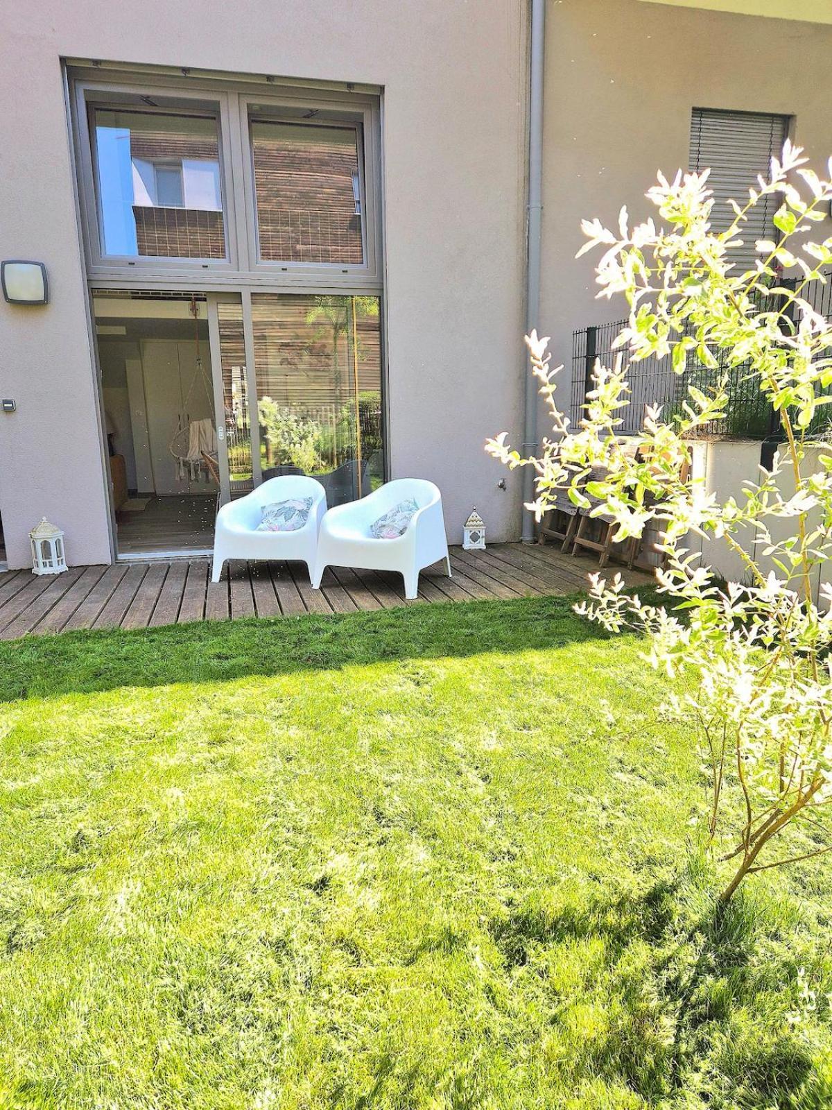 Le 11 - Terrasse Et Jardin A 10 Minutes A Pieds Du Centre-ville Appartement Straatsburg