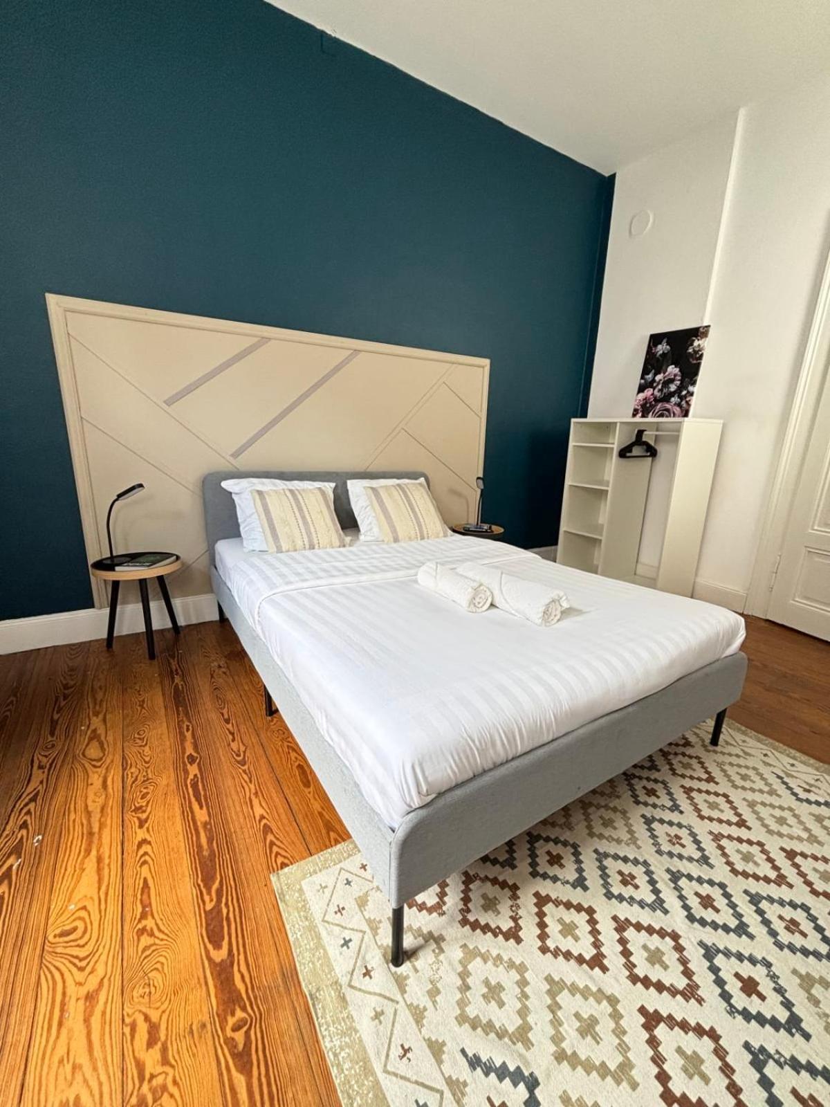 Soh Rent 3 Pieces Gare 3 - Tv - Wifi - Balcon Appartement *