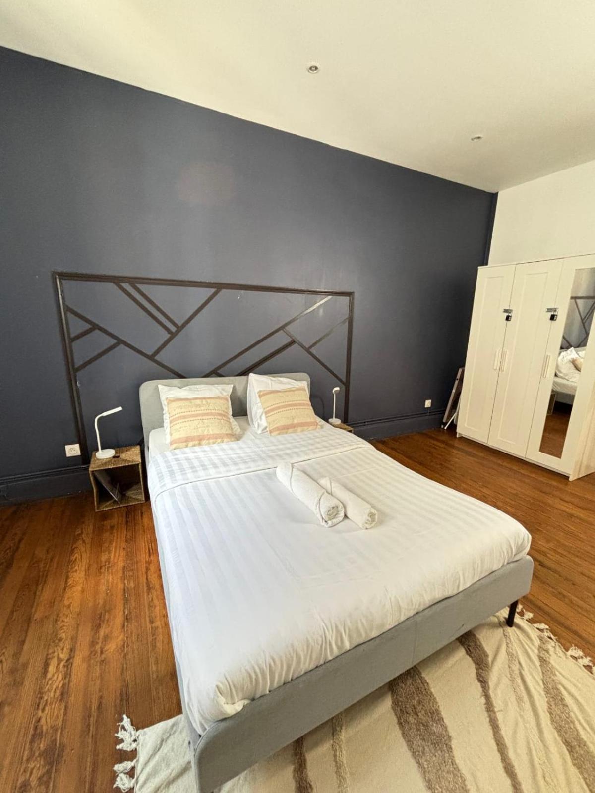 Soh Rent 3 Pieces Gare 3 - Tv - Wifi - Balcon Appartement Straatsburg
