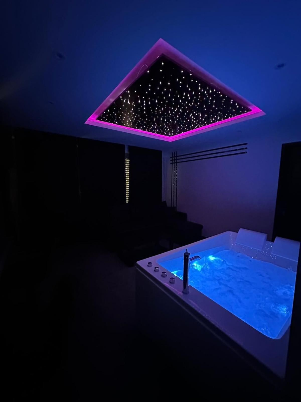 Elegance Apartment *