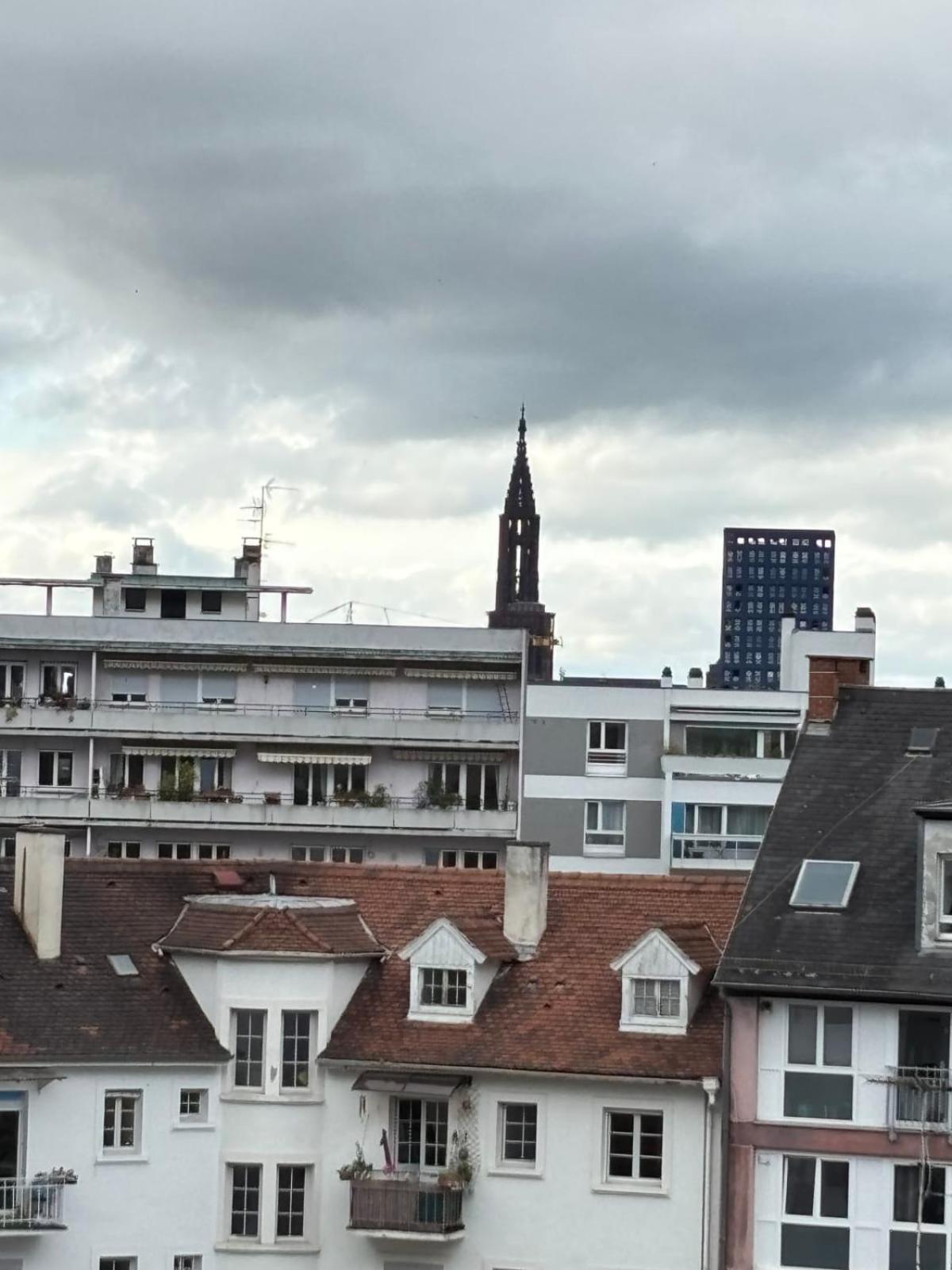 Hébergement de vacances Soh Rent Wifi Terrasse St Aloise *