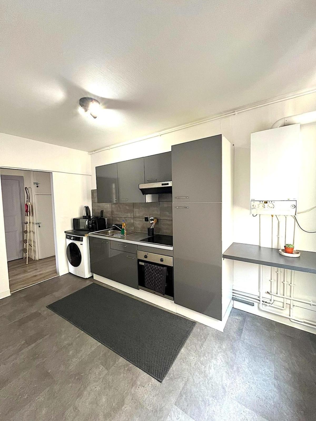 F3 Wabi-sabi Apartment *